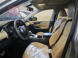 تۆیۆتا ڕاڤ 4